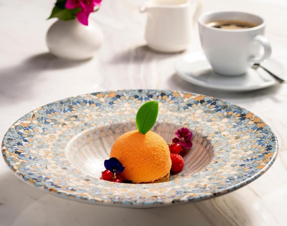Radisson Collection Hotel, Bodrum Akyarlar Exterior foto A dessert