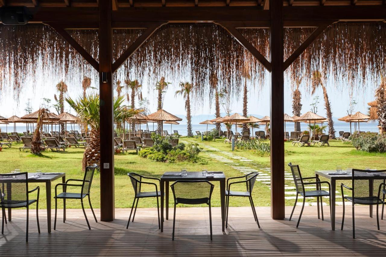 Radisson Collection Hotel, Bodrum Akyarlar Exterior foto The beach at the hotel