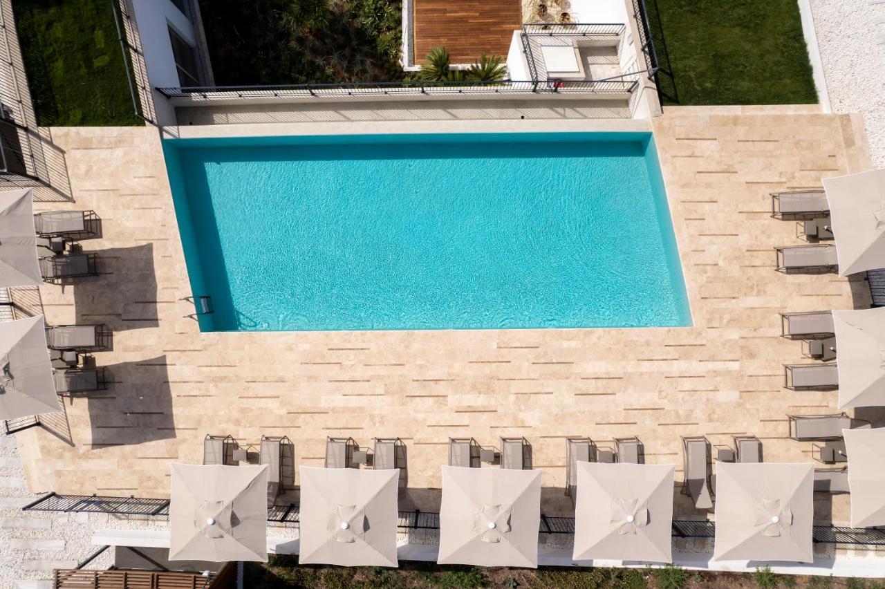 Radisson Collection Hotel, Bodrum Akyarlar Exterior foto Aerial view of a swimming pool