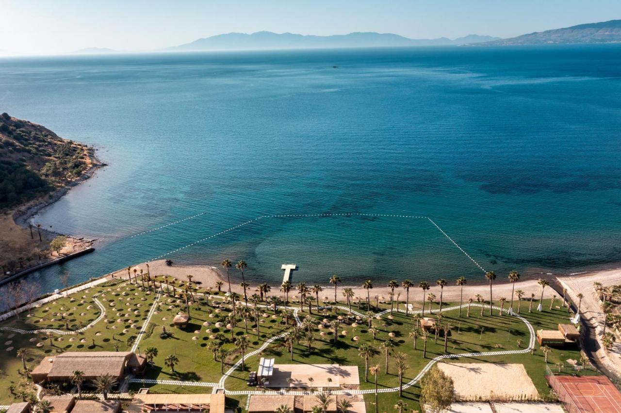 Radisson Collection Hotel, Bodrum Akyarlar Exterior foto Aerial view of the resort